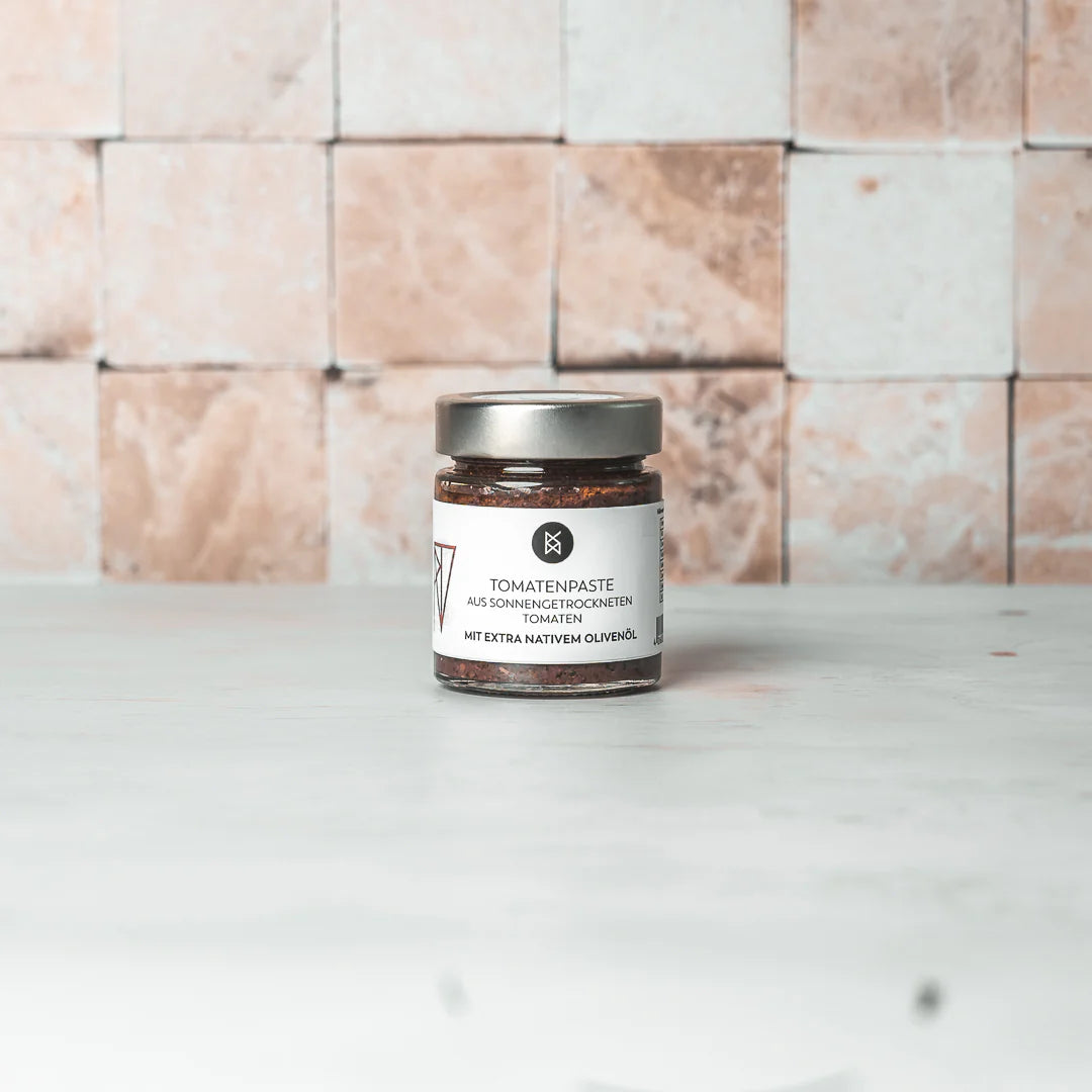 Deligreece Tomatenpaste aus Sonnengetrockneten Tomaten (140g) - Gourmet Markt