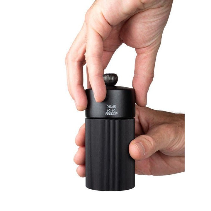 Peugeot Saveurs Peugeot Night Chic Collector's Edition Set Pfeffer- und Salzmühle 12cm - Gourmet Markt